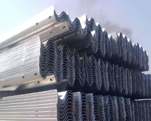 鍍鋅波形護欄貨場